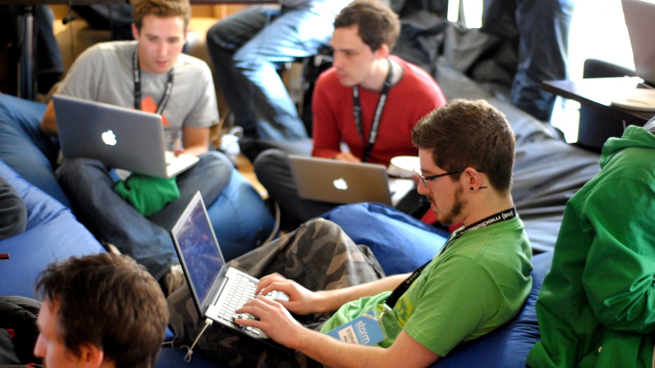 Windows 11 SE, Surface Laptop SE Debut as Microsoft’s Latest Attempts to Take on Chromebooks