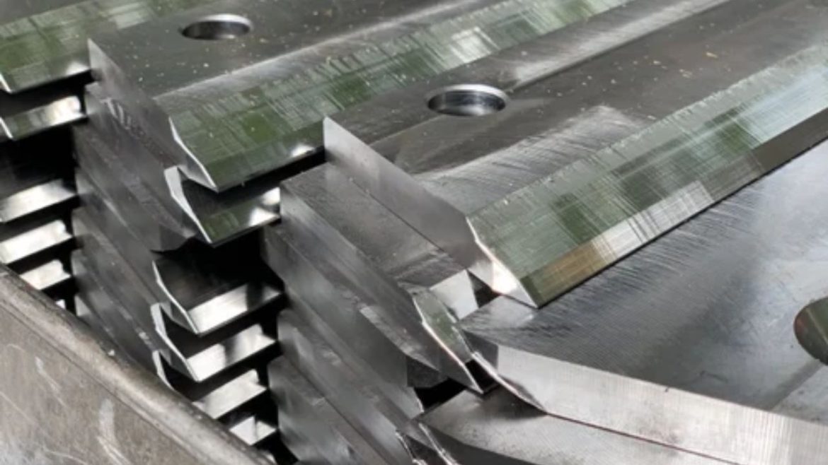 How Can High Quality Wood Chipper Blades Be Identified